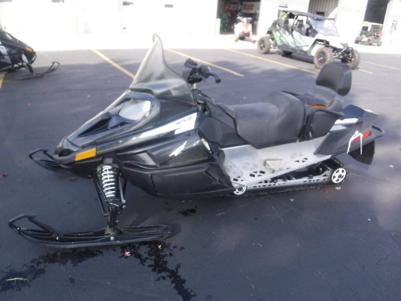 A photo of this 2017 Arctic Cat® LYNX 2000 LT ES