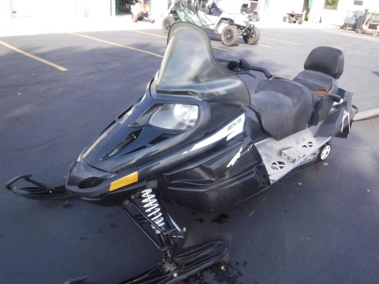 A photo of this 2017 Arctic Cat® LYNX 2000 LT ES