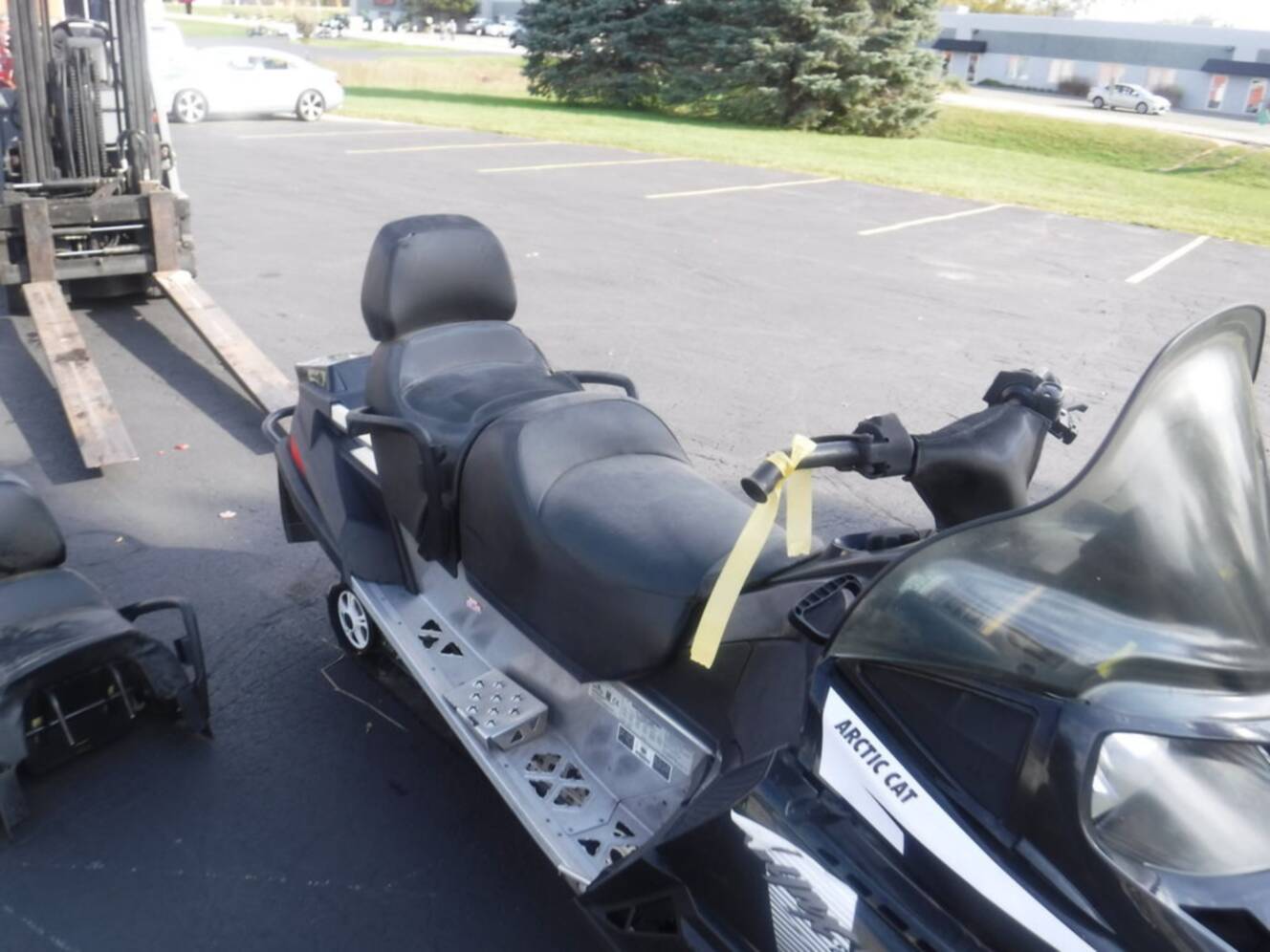 A photo of this 2017 Arctic Cat® LYNX 2000 LT ES