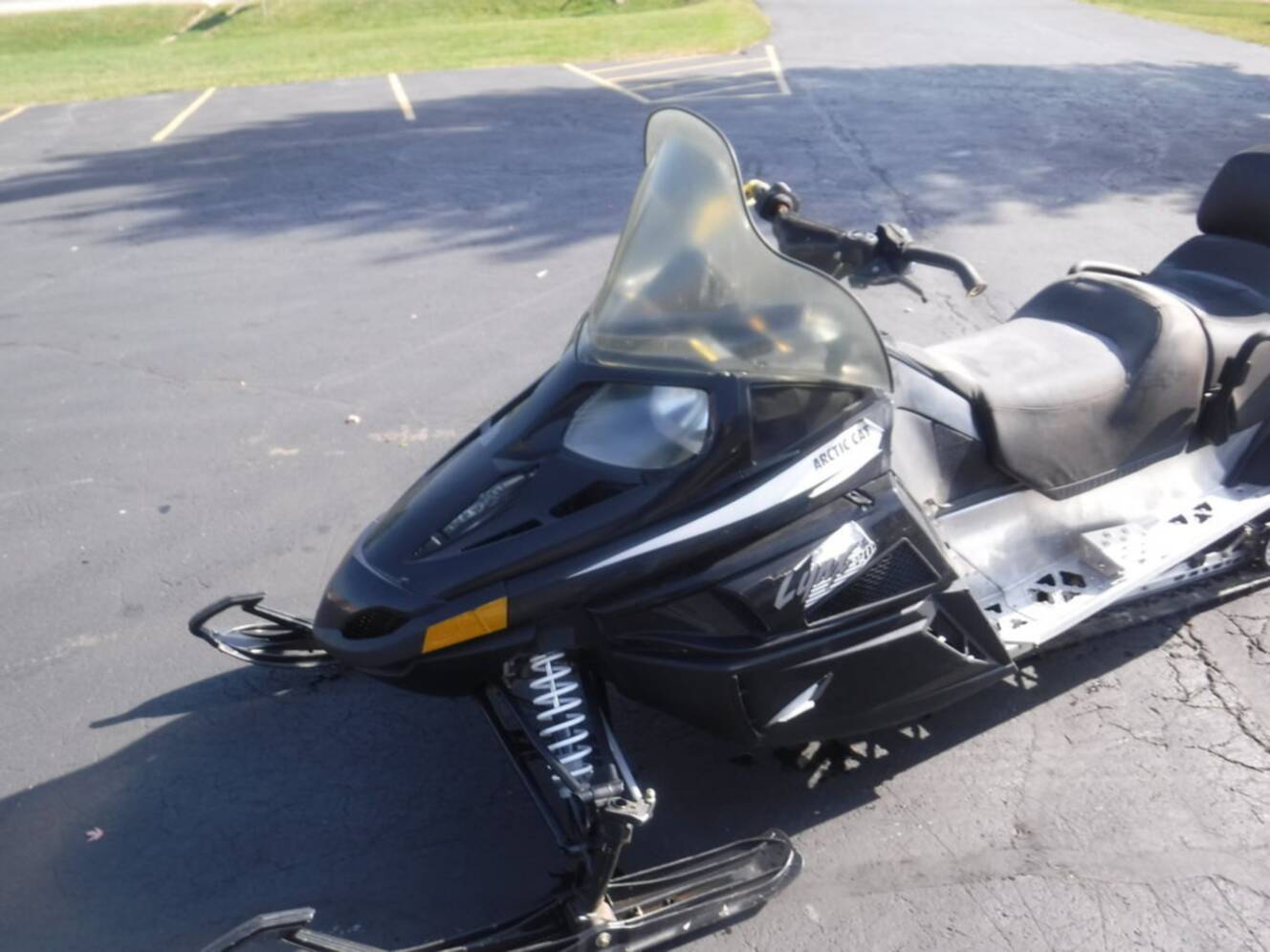 A photo of this 2017 Arctic Cat® LYNX 2000 LT ES