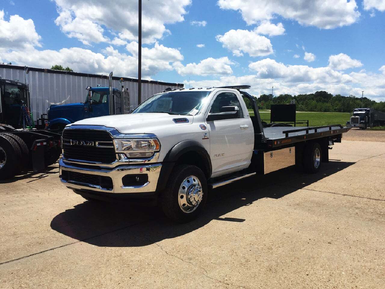 2024 RAM 5500 in Columbus, MS