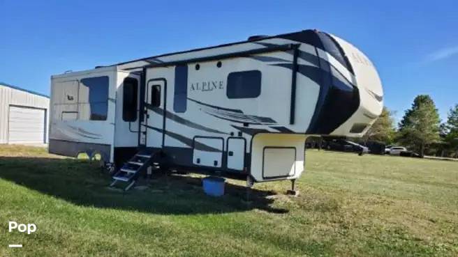 2018 Keystone Alpine 3400RS in windham ME