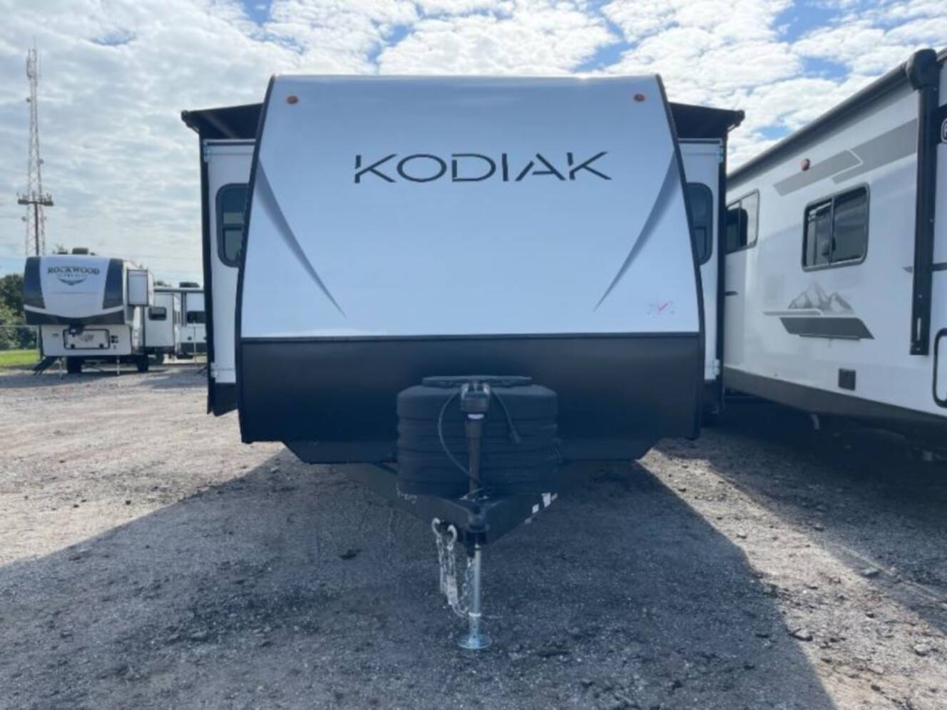 A photo of this 2025 Dutchmen Kodiak 310FLSL
