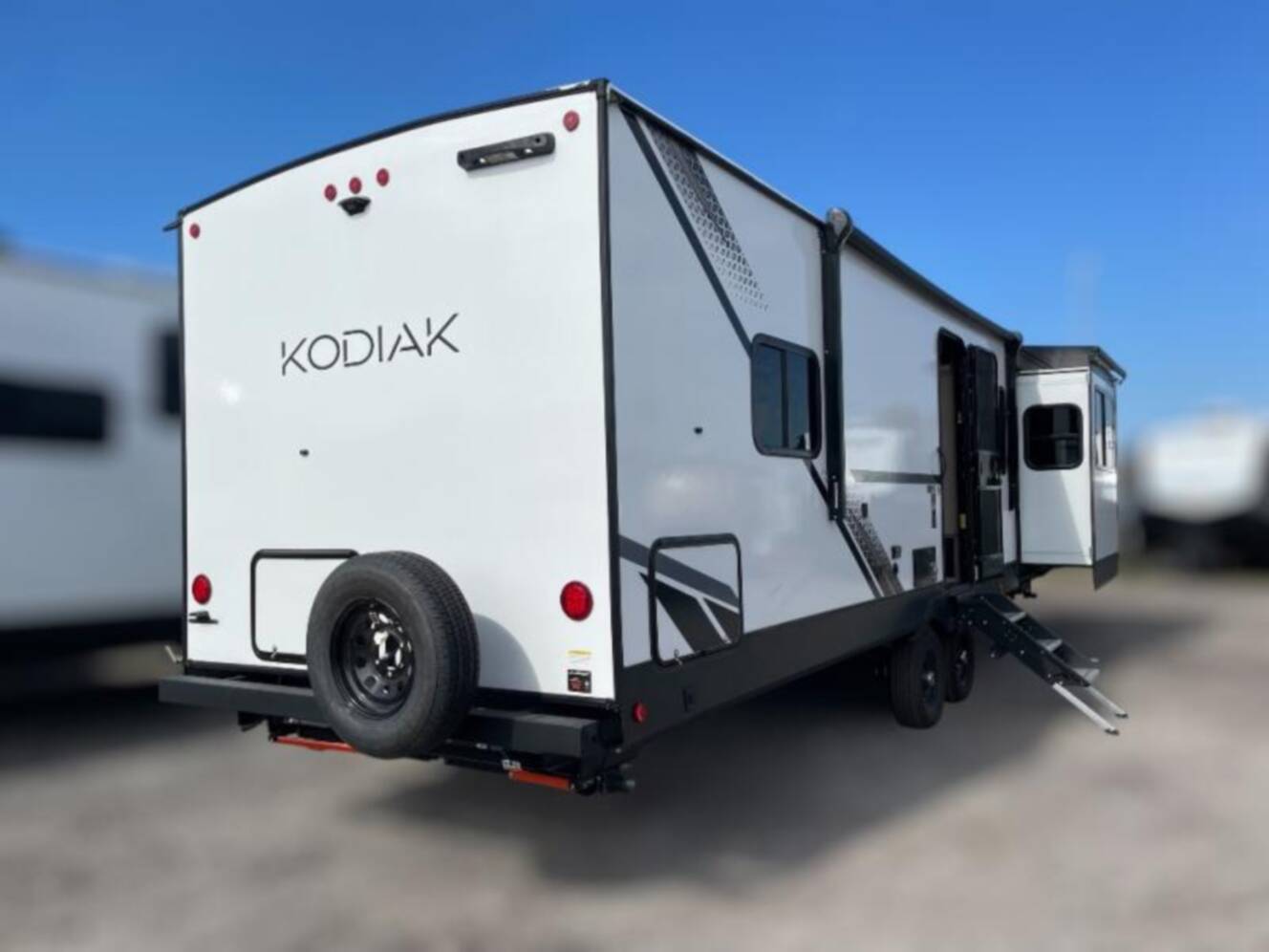 A photo of this 2025 Dutchmen Kodiak 310FLSL