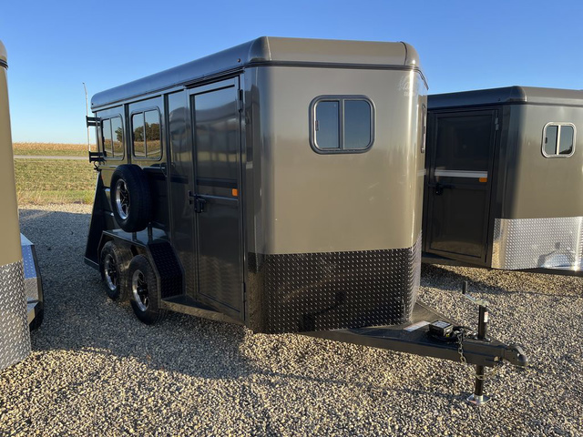 2026 Valley 6.5'X14' 7K Thoroughbred 2 Horse Charcoal Blackout in Delphos, OH