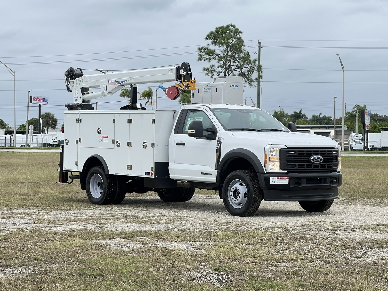 2025 FORD F600 in Homestead, FL