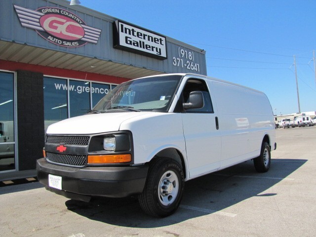 2015 CHEVROLET EXPRESS G3500 in Collinsville, OK