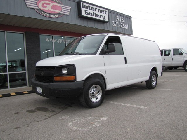 2013 CHEVROLET EXPRESS G2500 in Collinsville, OK