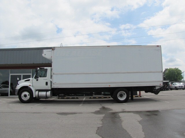 2013 International 4300 diesel Refrigerated Box Truck in Collinsville, OK