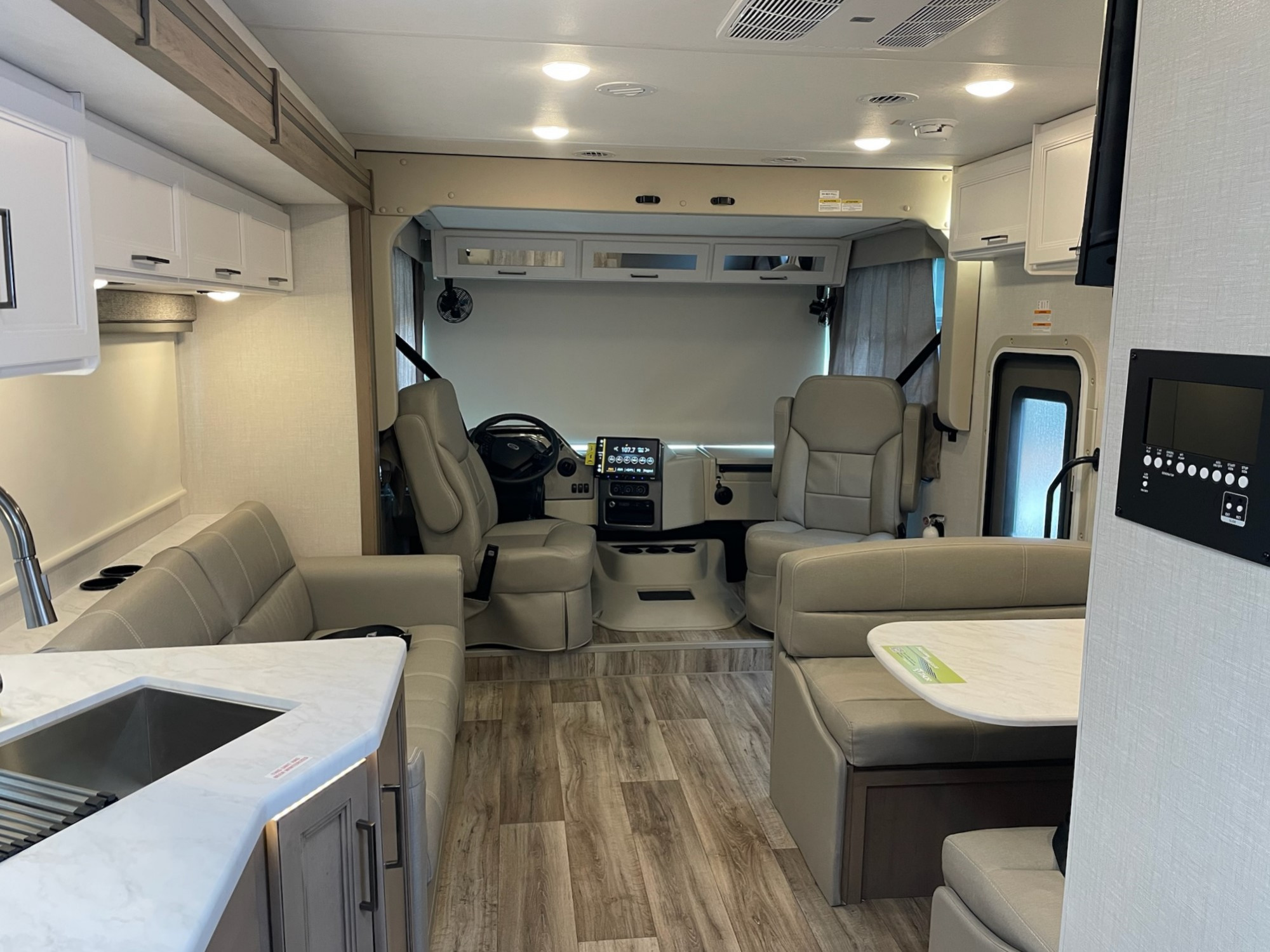 2027 Thor FREEDOM TRAVELER A29 in jackson TN