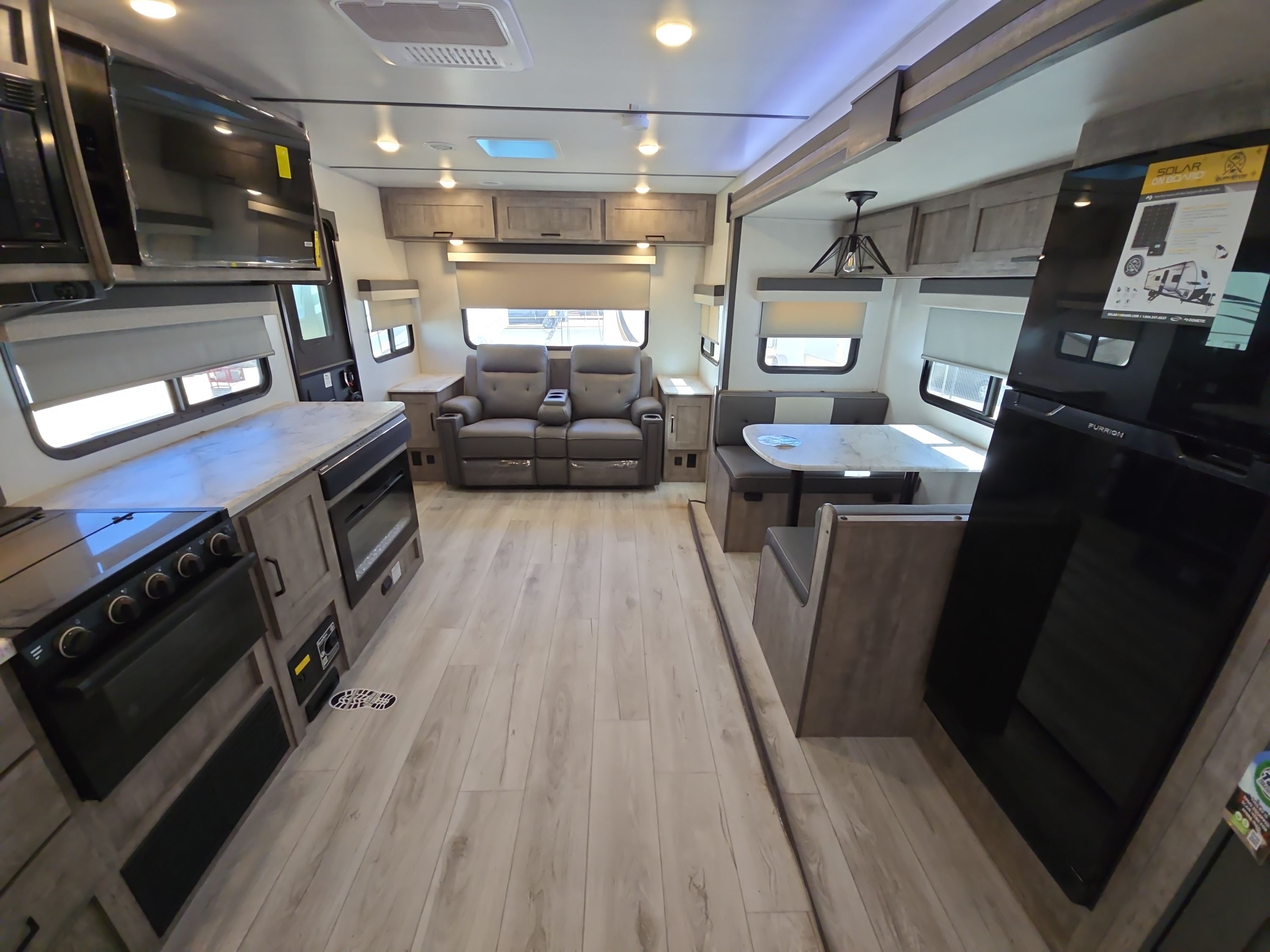 2023 Forest River SURVEYOR 253RLS in lubbock TX