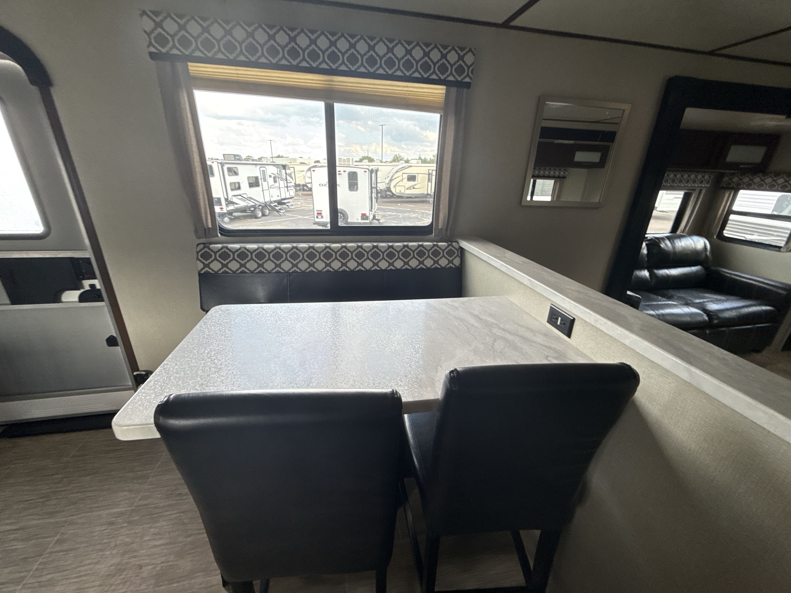 2019 Prime Time AVENGER 32DEN in swedesboro NJ