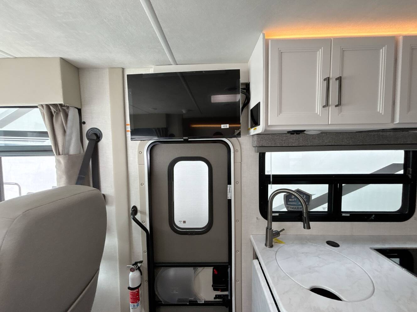 A photo of this 2027 Thor FREEDOM TRAVELER A24