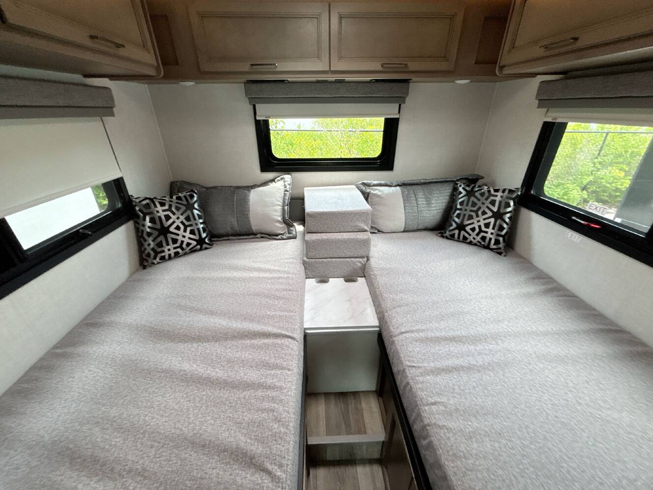 A photo of this 2027 Thor FREEDOM TRAVELER A24