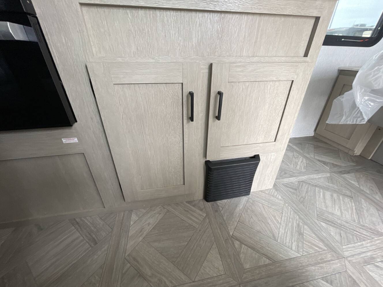 A photo of this 2023 Forest River WILDWOOD X-LITE 19DBXL