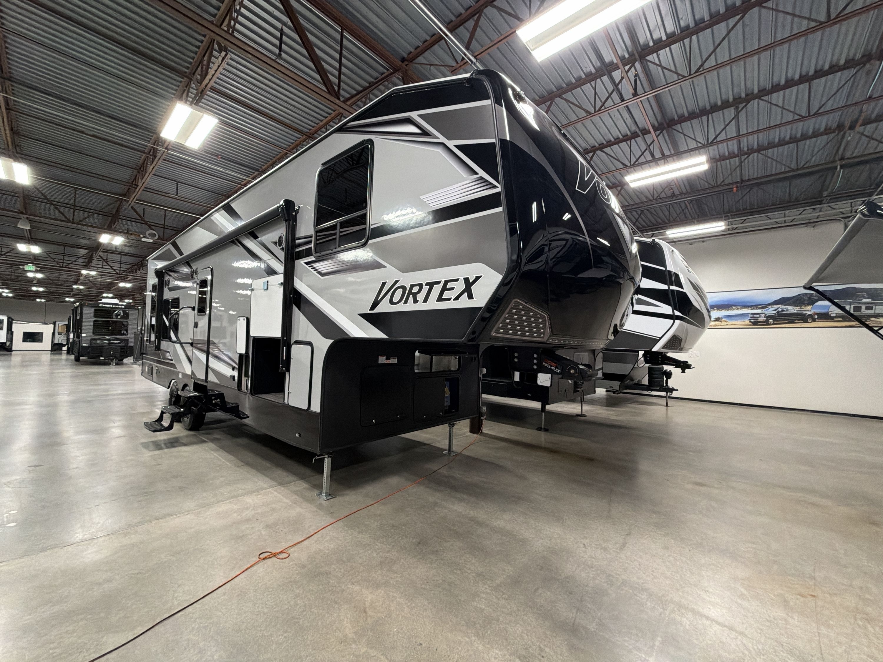 2027 Genesis Supreme VORTEX 3317VXL in colton CA