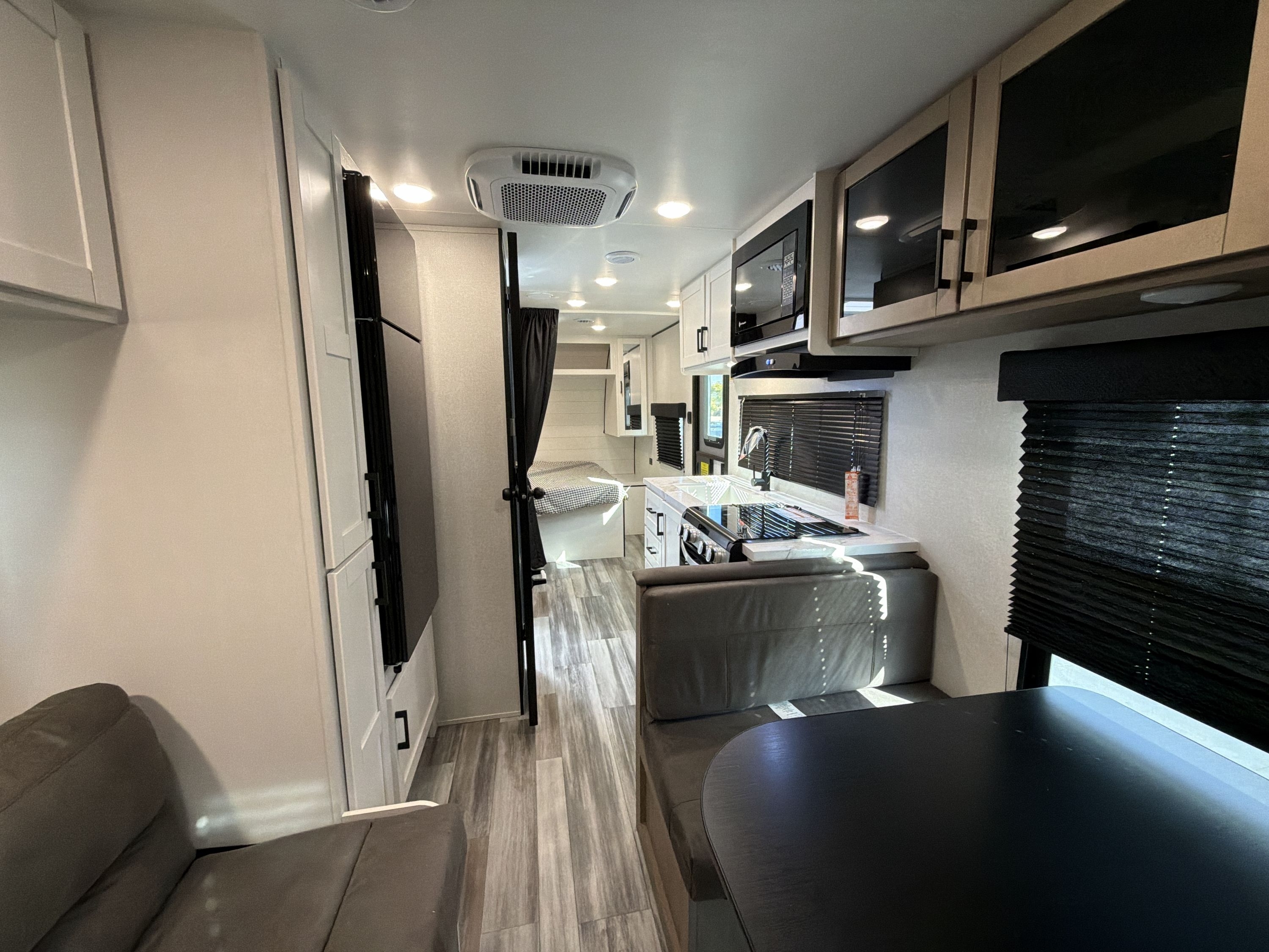 2026 Jayco JAY FLIGHT SLX 210QBW in temecula CA