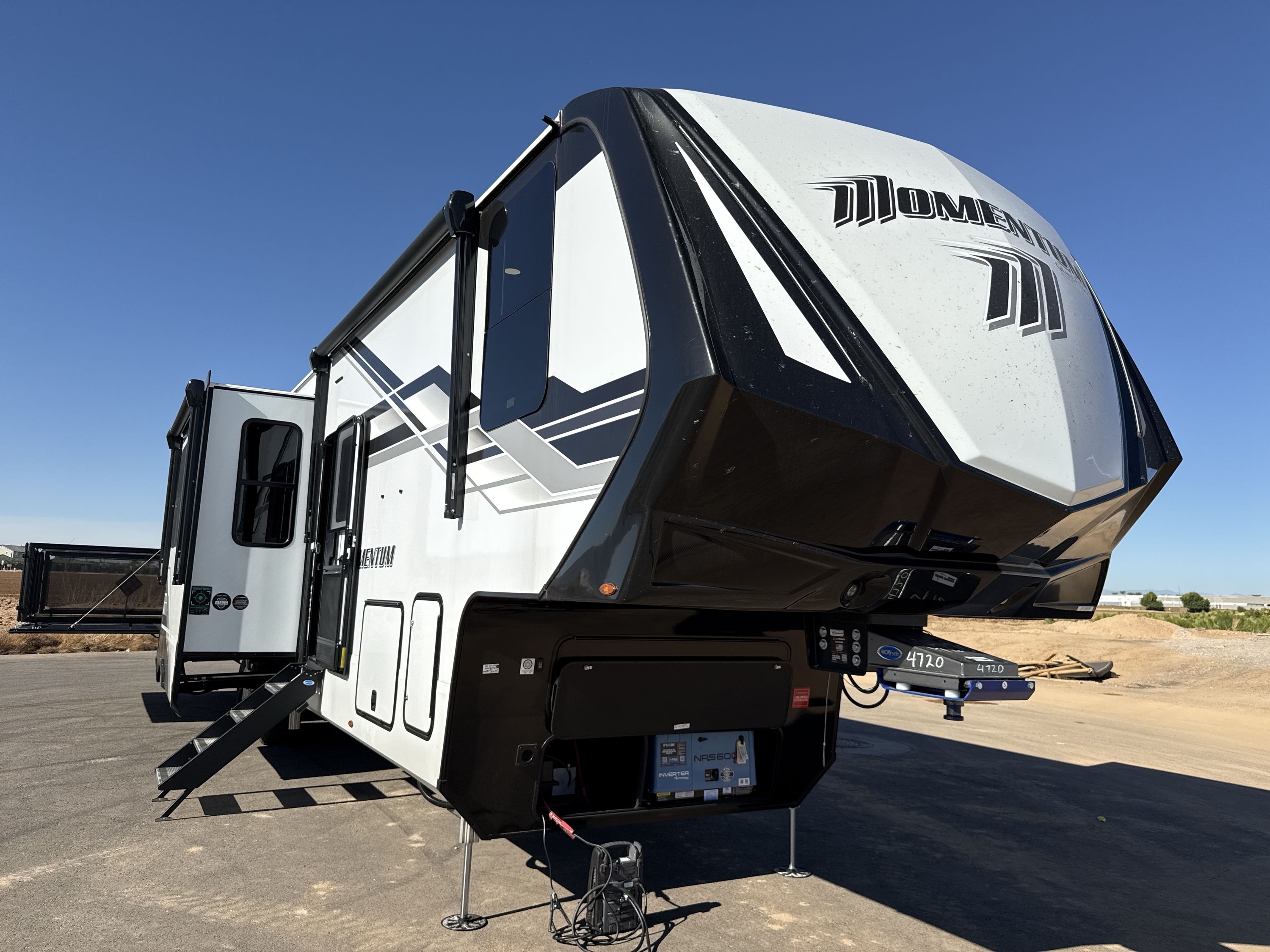 2026 Grand Design MOMENTUM M CLASS 399M in surprise AZ