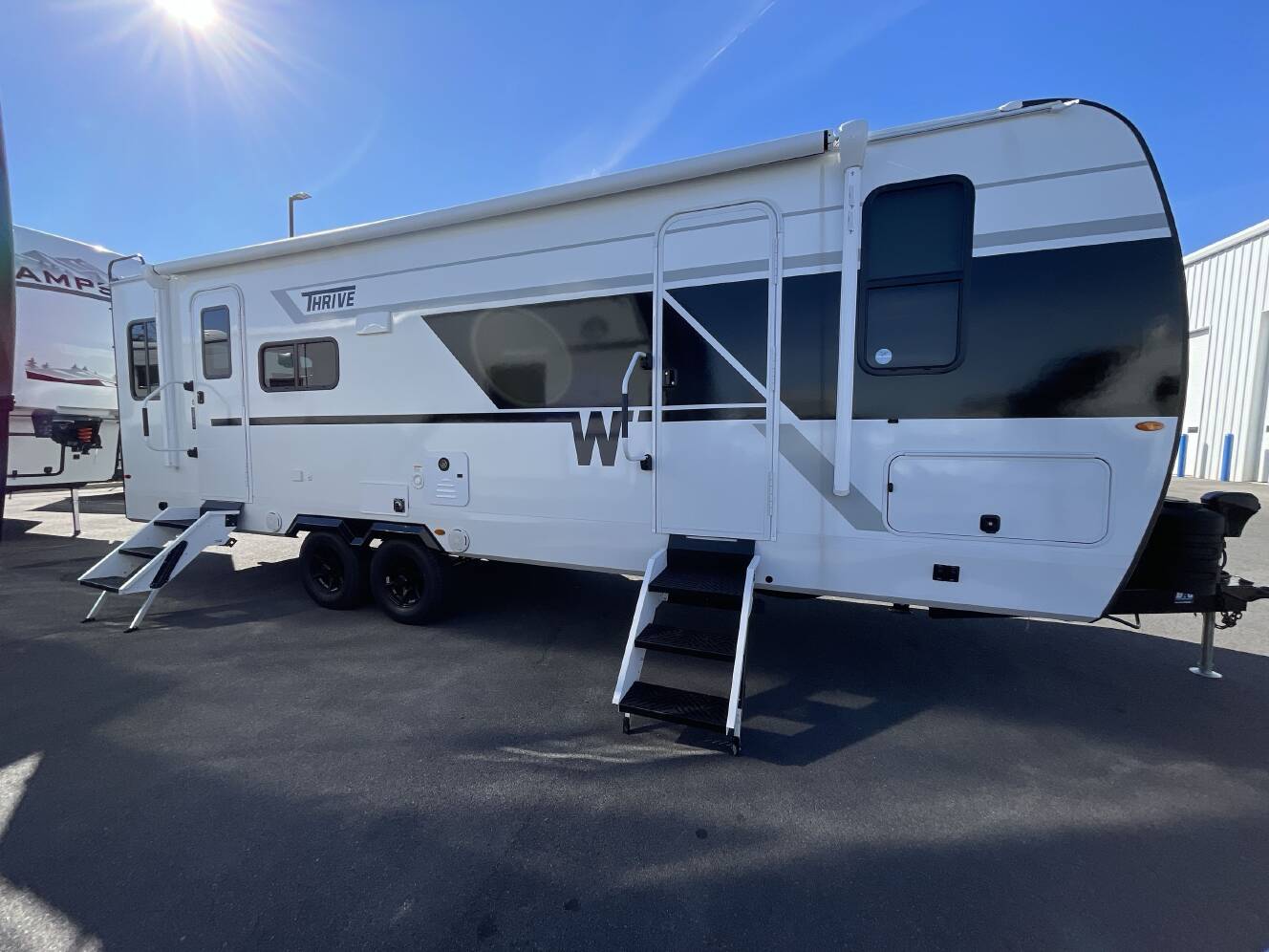 A photo of this 2026 Winnebago THRIVE 25RLS