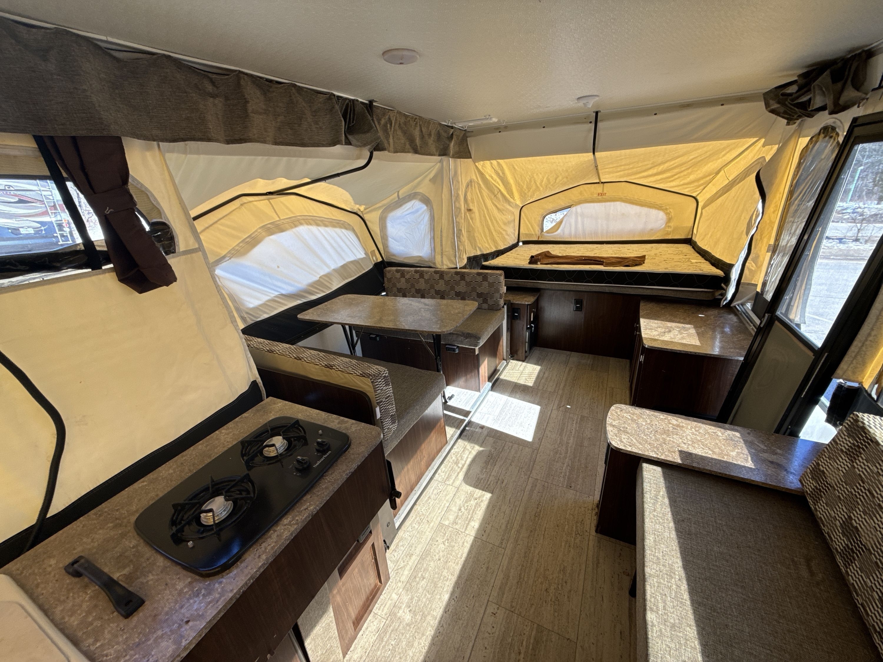 2019 Forest River ROCKWOOD PREMIER 2716G in center conway NH