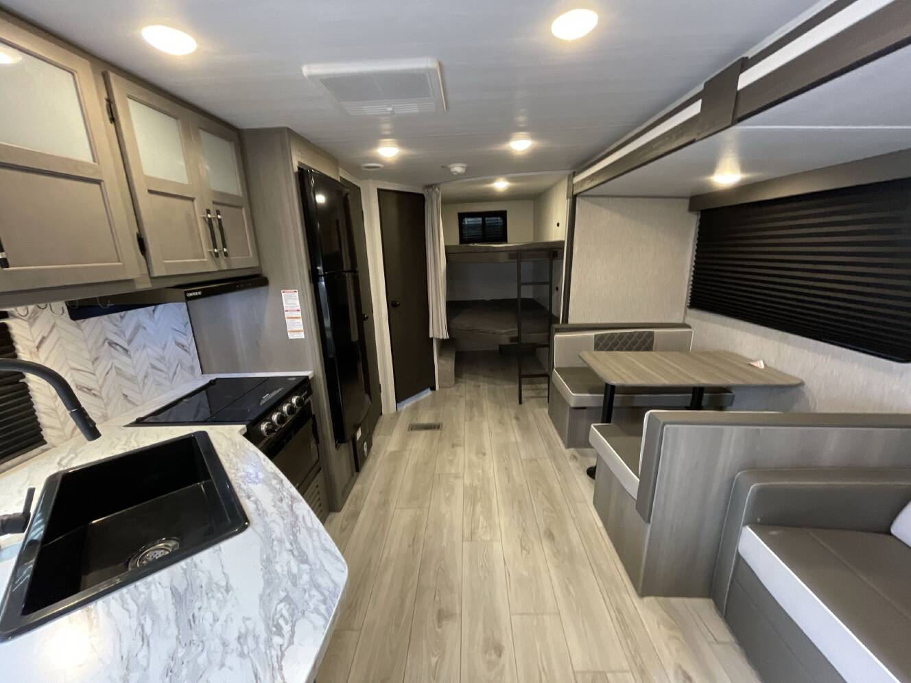 A photo of this 2025 Keystone HIDEOUT SPORT 261BH