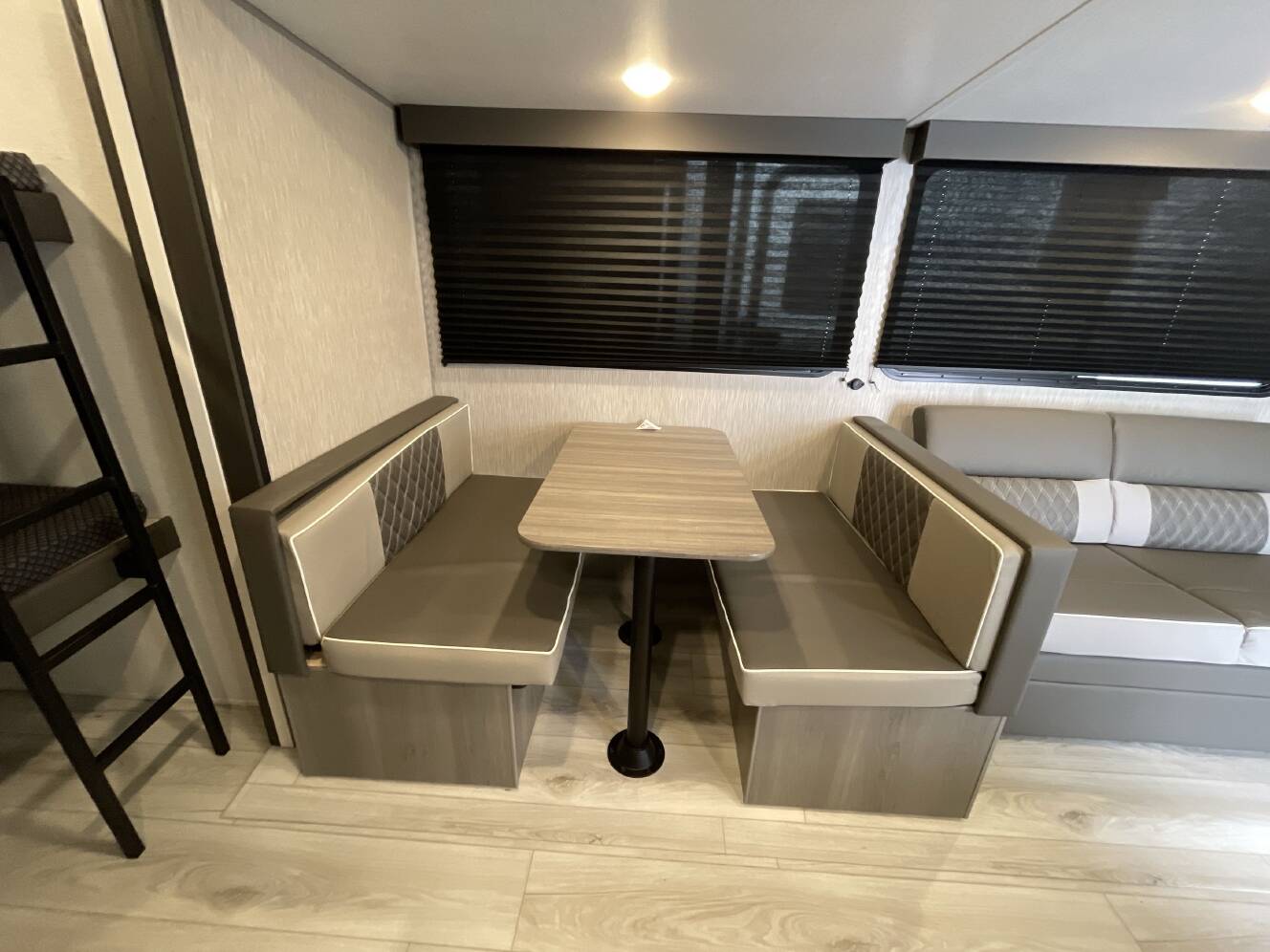 A photo of this 2025 Keystone HIDEOUT SPORT 261BH