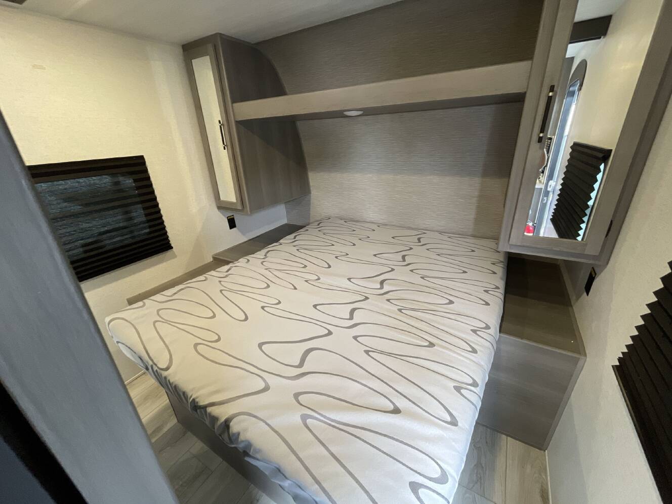 A photo of this 2025 Keystone HIDEOUT SPORT 261BH