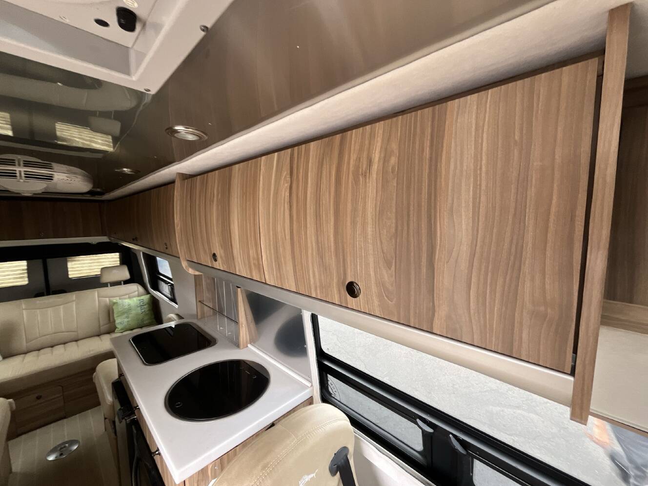 A photo of this 2018 Airstream INTERSTATE TOMMY BAHAMA EDITION LOUNGE