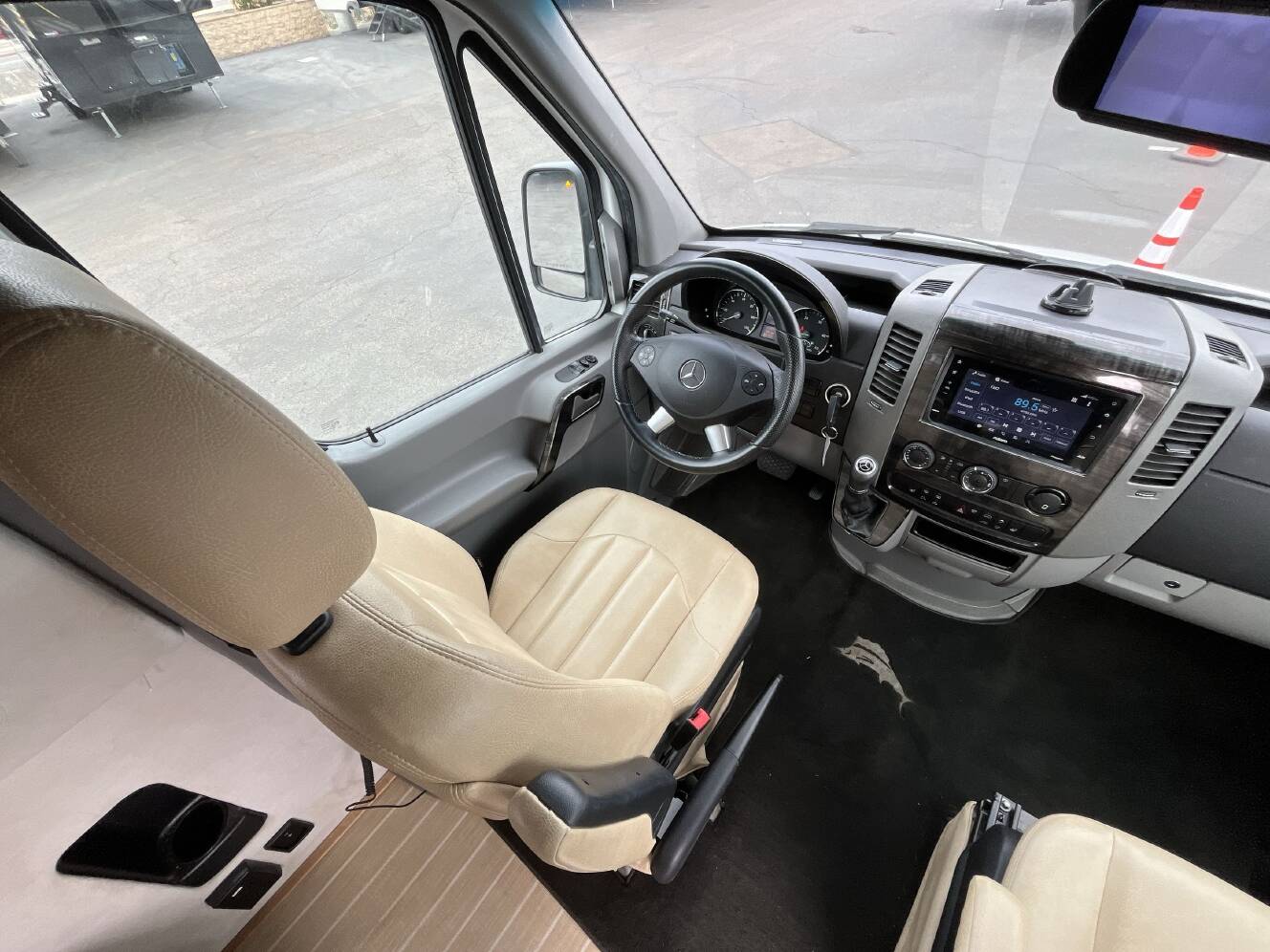 A photo of this 2018 Airstream INTERSTATE TOMMY BAHAMA EDITION LOUNGE
