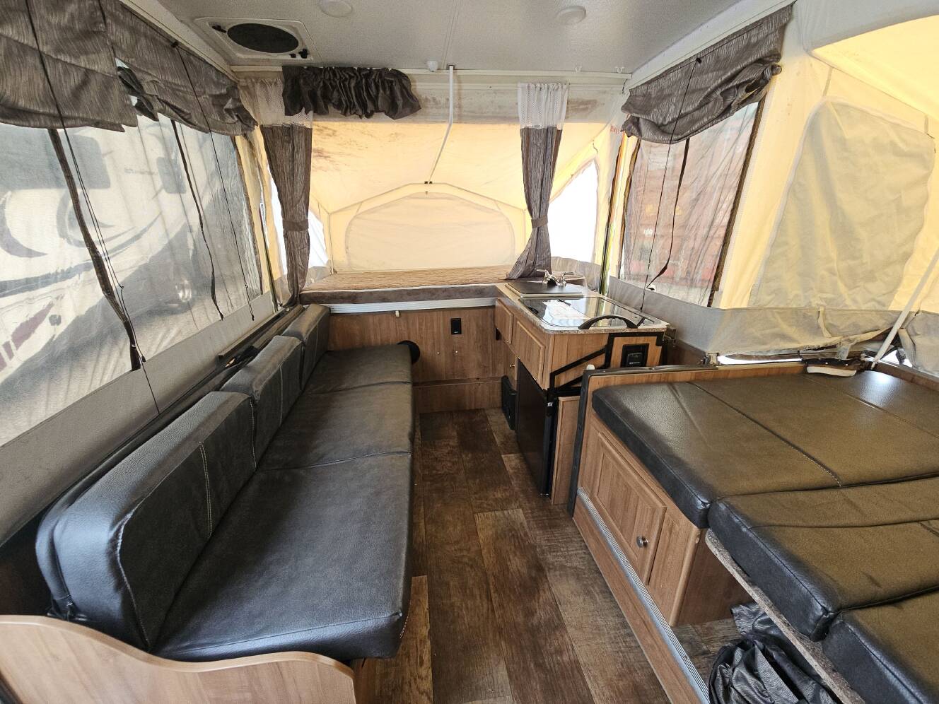 A photo of this 2018 Forest River ROCKWOOD PREMIER 2516G