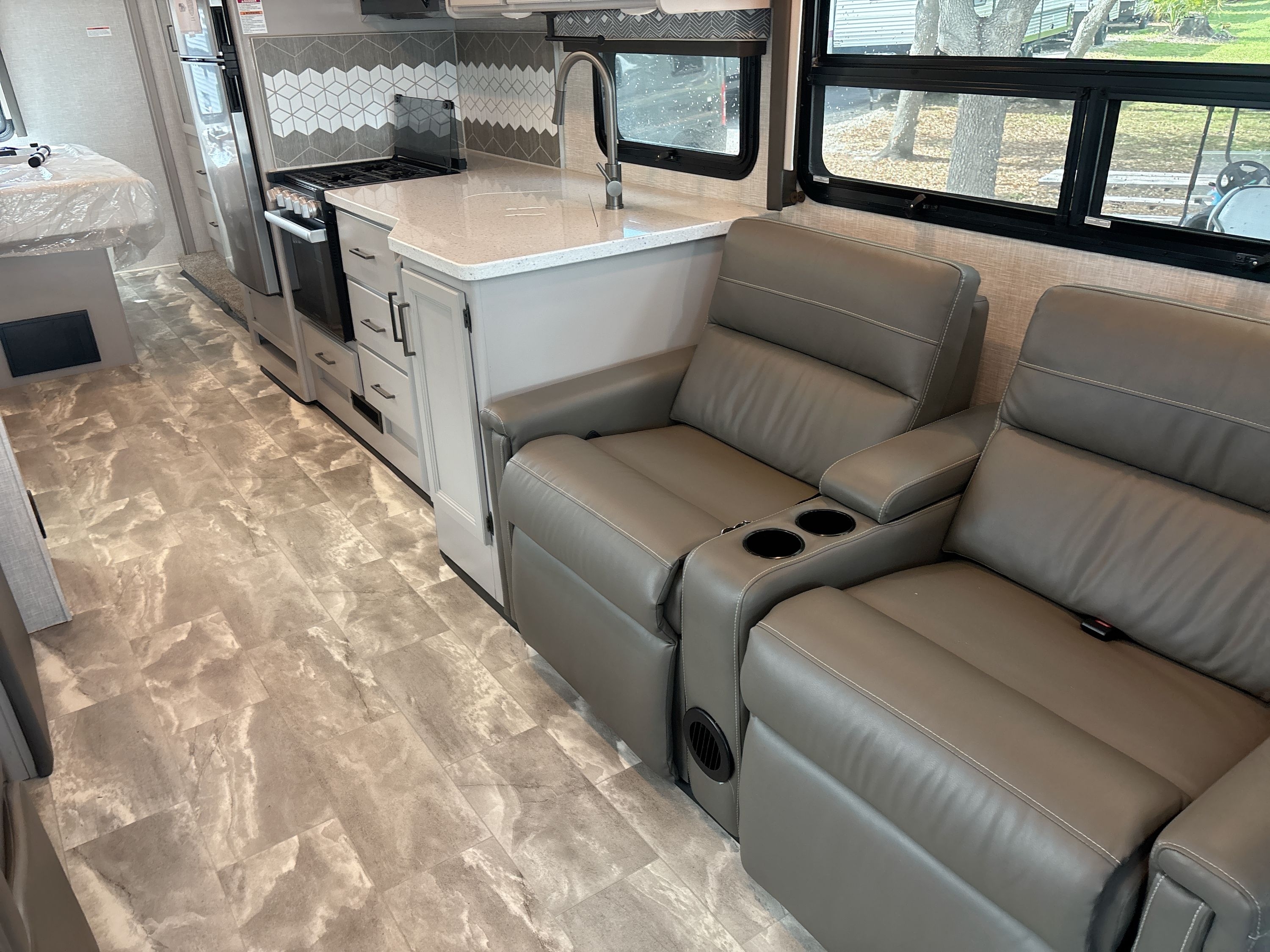 2023 Thor WINDSPORT 29M in fort myers FL