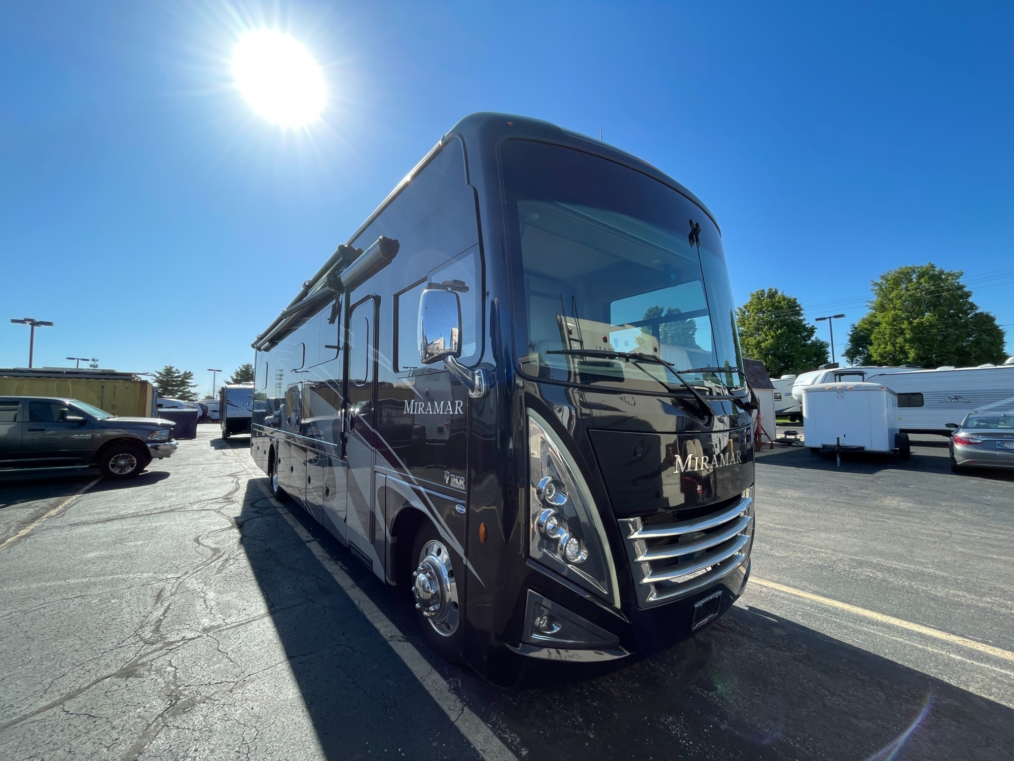 2022 Thor MIRAMAR 35.2 RV