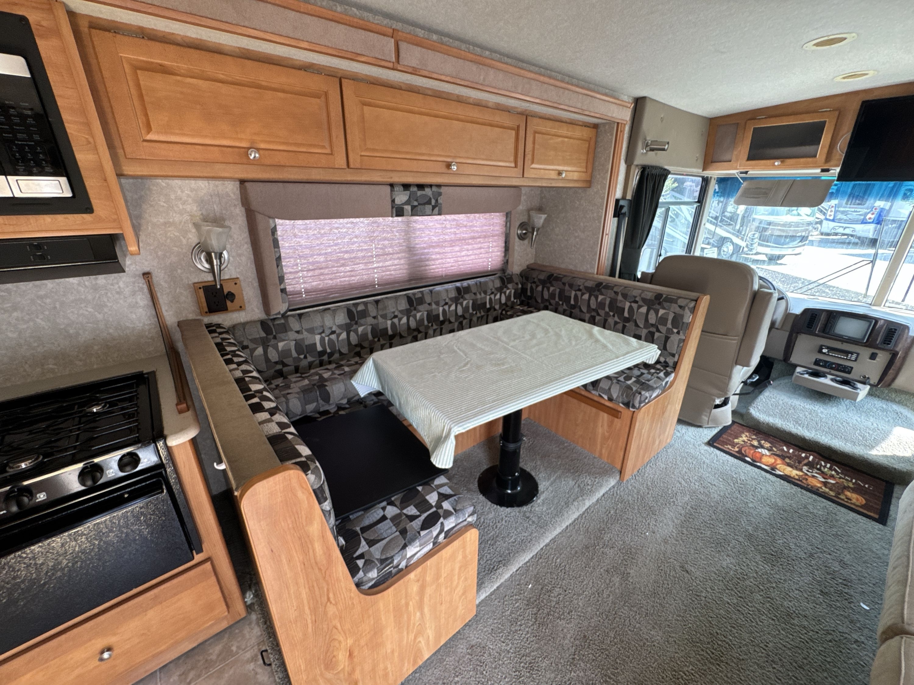 2008 Winnebago VISTA 32K in ashland VA