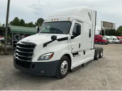 2021 FREIGHTLINER CASCADIA 126