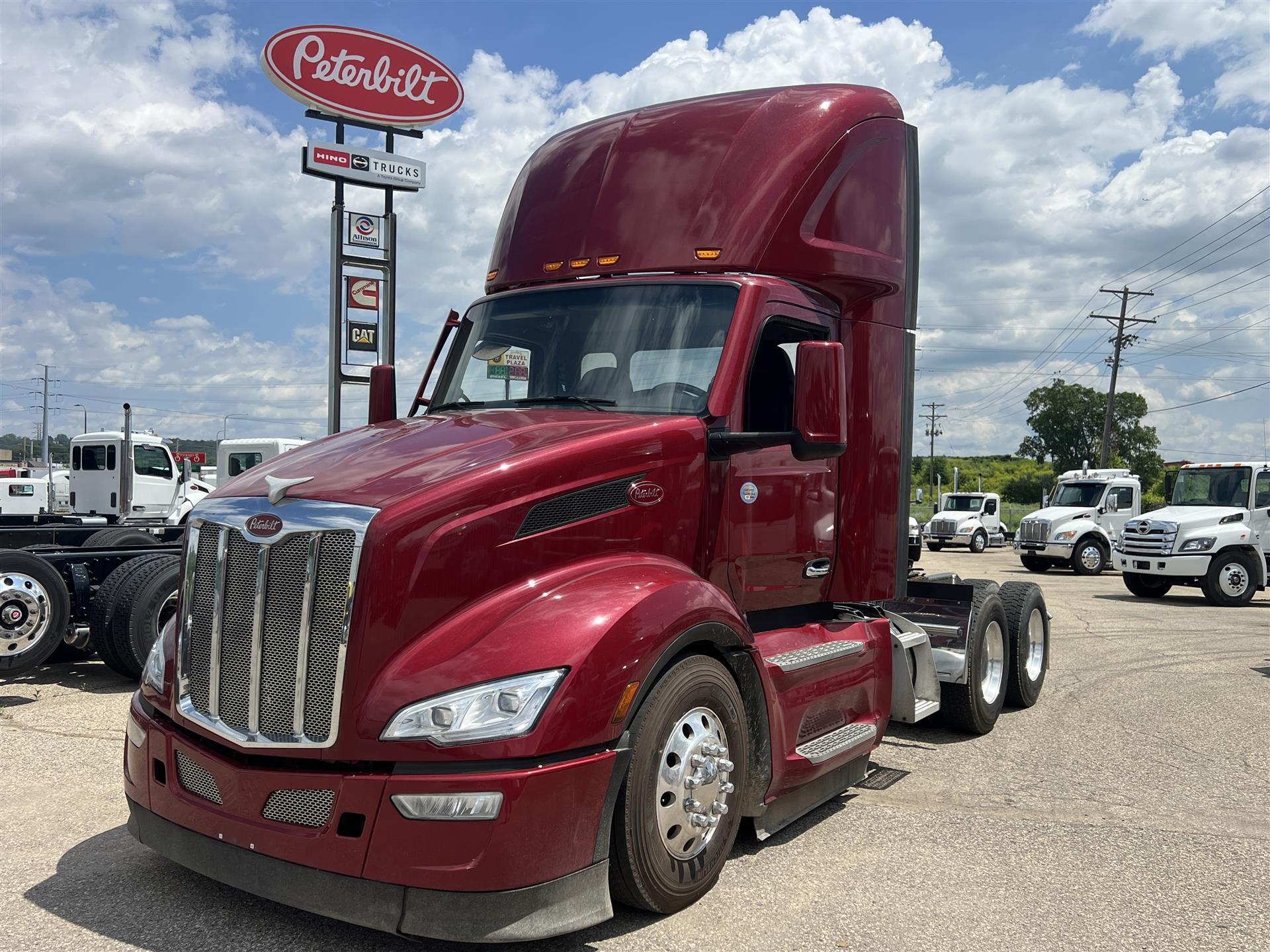 2022 PETERBILT 579 in Stewartville, MN