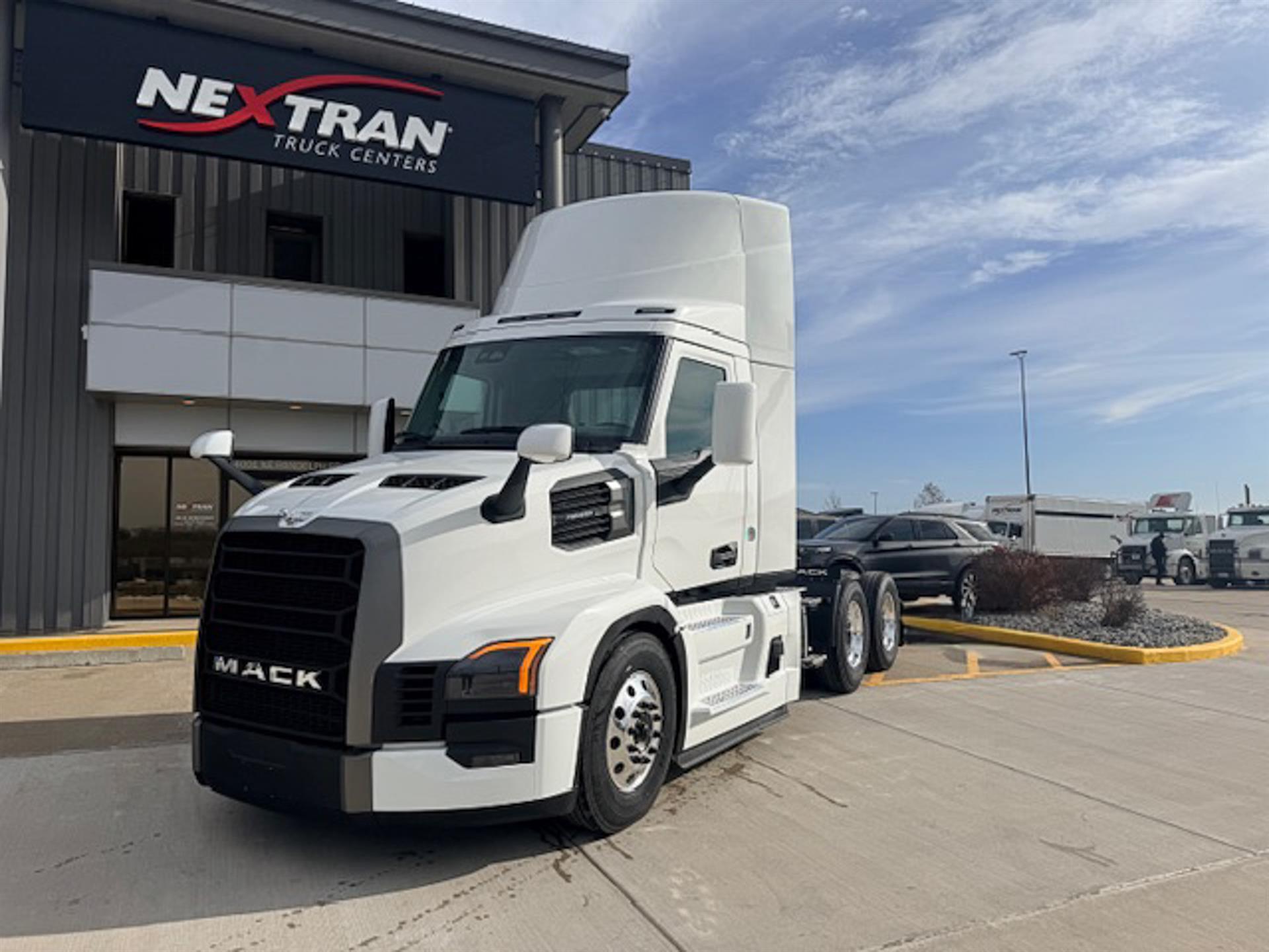 2026 Mack PR64T DAYCAB in Kansas City, MO