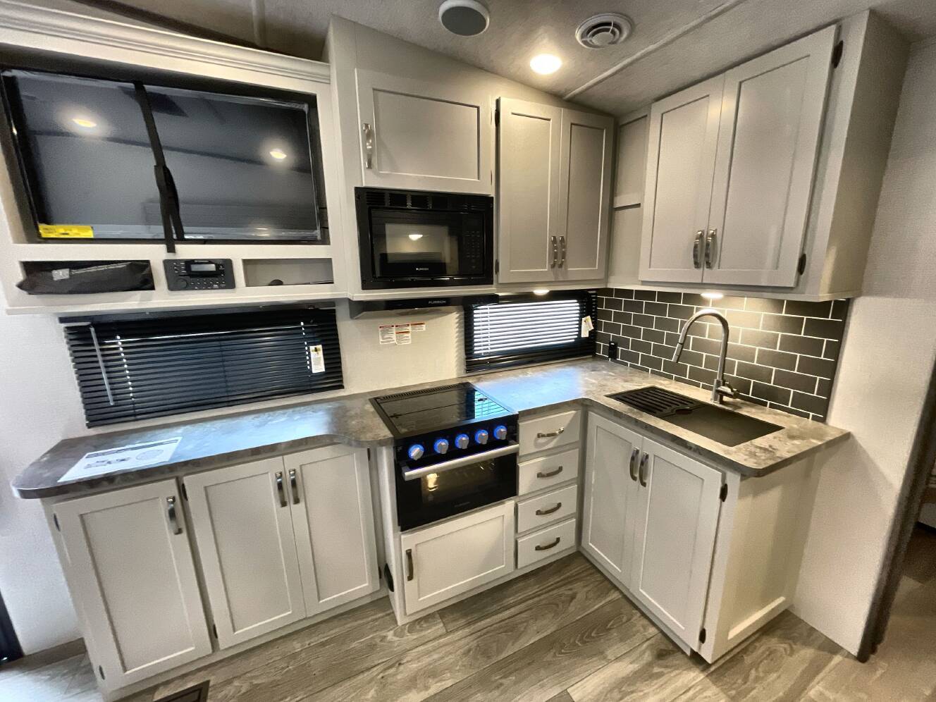 A photo of this 2025 Keystone COUGAR SPORT 2700BH