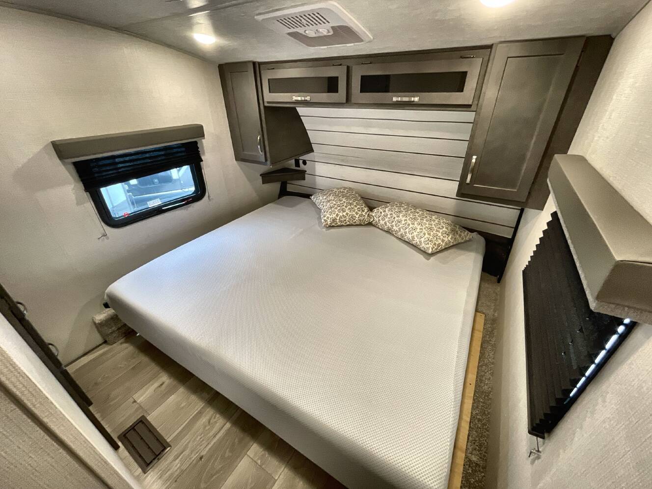 A photo of this 2025 Keystone COUGAR SPORT 2700BH