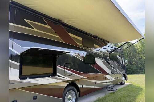 2022 Thor Motor Coach CHALLENGER 37DS in midlothian VA