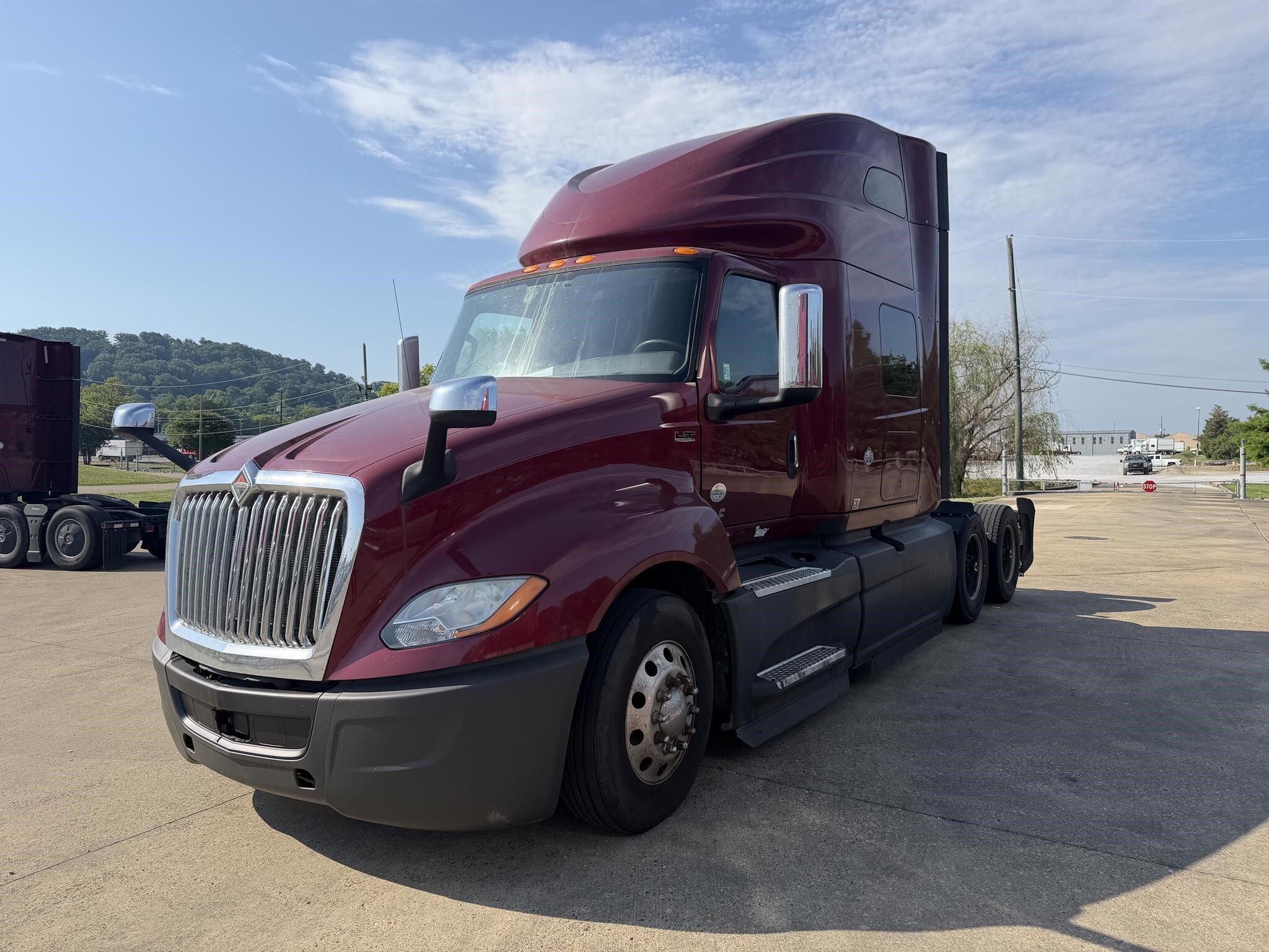 2020 INTERNATIONAL LT in Knoxville, TN