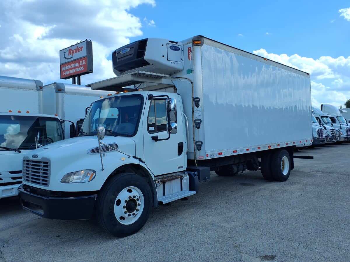 2019 FREIGHTLINER BUSINESS CLASS M2 106 in Warwick, RI