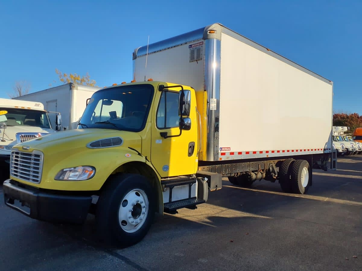 2016 FREIGHTLINER BUSINESS CLASS M2 106 in Bolingbrook, IL