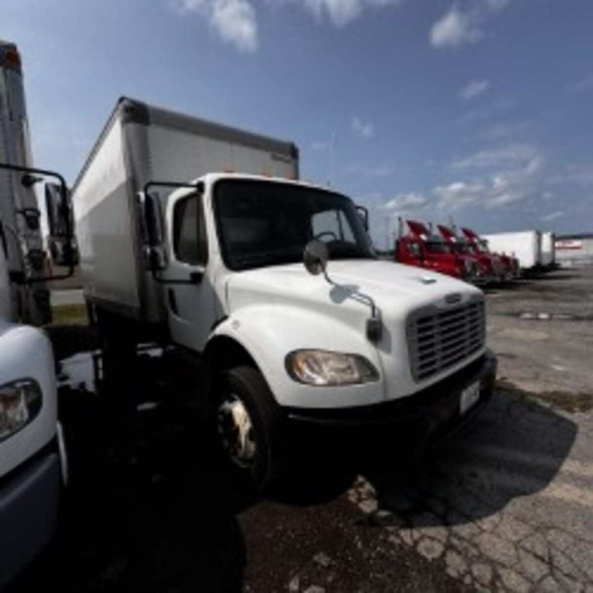2020 FREIGHTLINER BUSINESS CLASS M2 106 in Hampton, VA