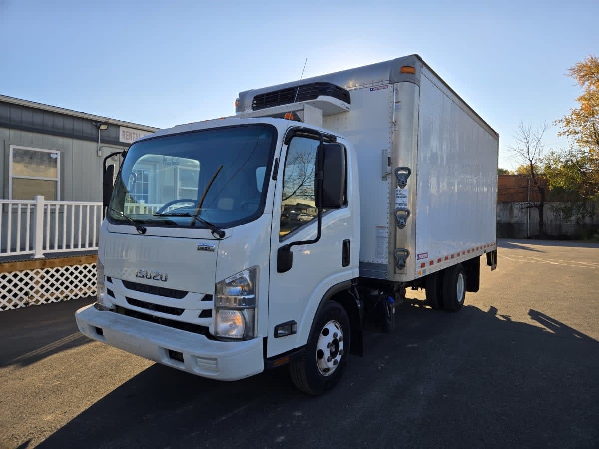 2016 ISUZU NPR HD in Bensalem, PA