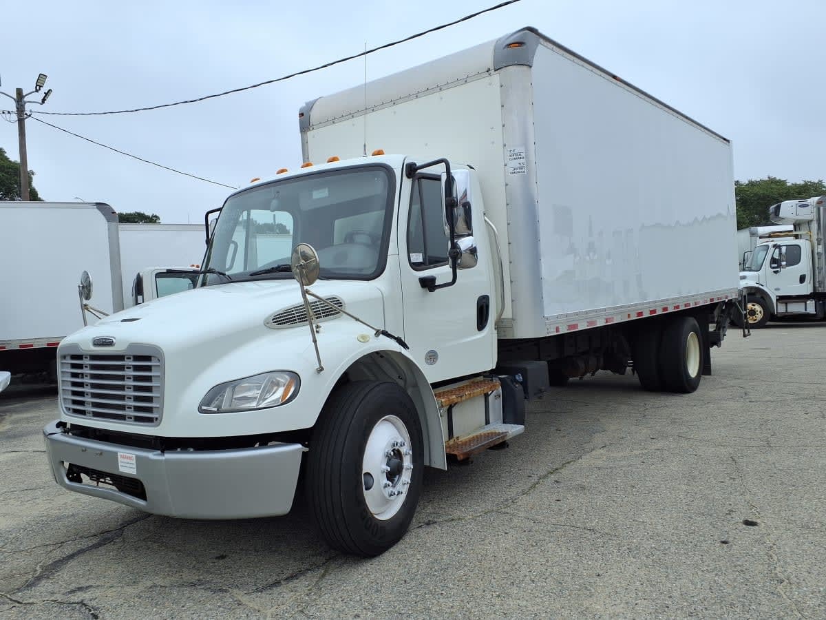 2019 FREIGHTLINER BUSINESS CLASS M2 106 in Warwick, RI