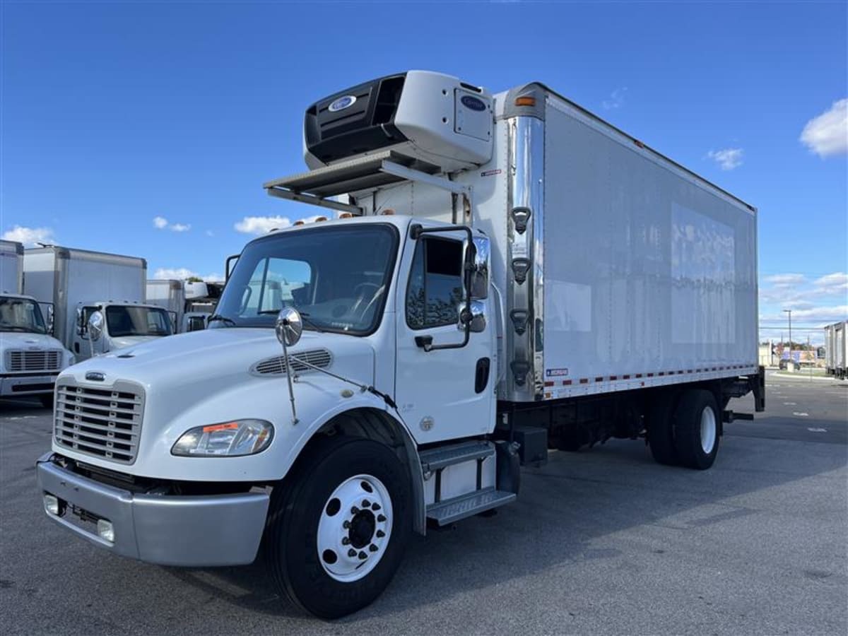 2016 FREIGHTLINER BUSINESS CLASS M2 106 in Laurel, MD