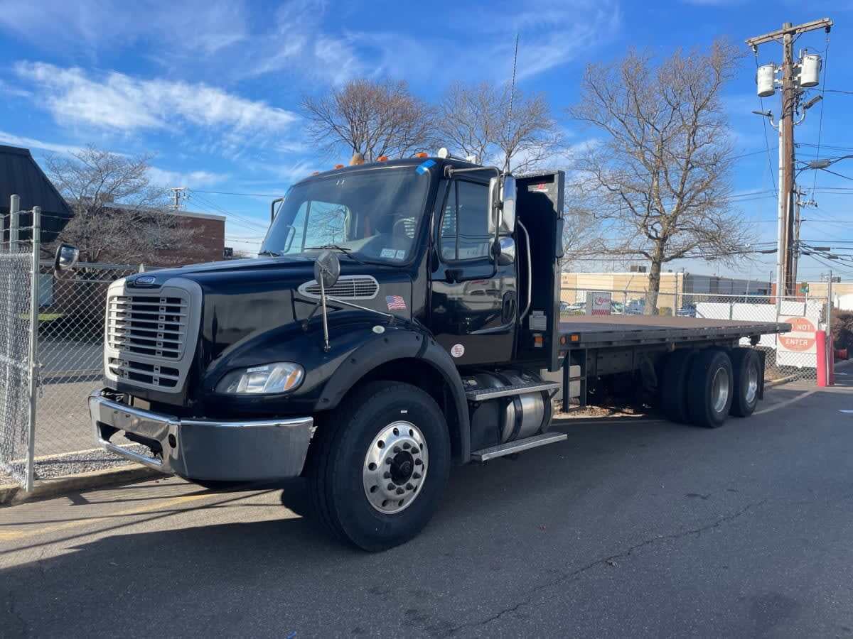 2017 FREIGHTLINER/MERCEDES M2 112 in Farmingdale, NY