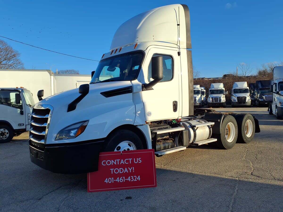 2019 FREIGHTLINER CASCADIA 126 in Warwick, RI