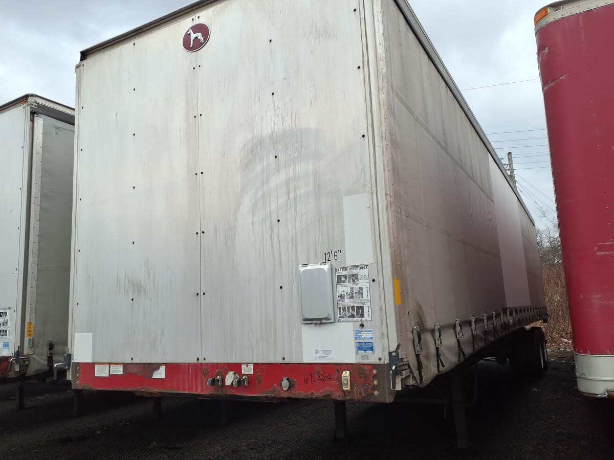 2017 GREAT DANE TRAILERS FLATBED 48/102 in Warwick, RI