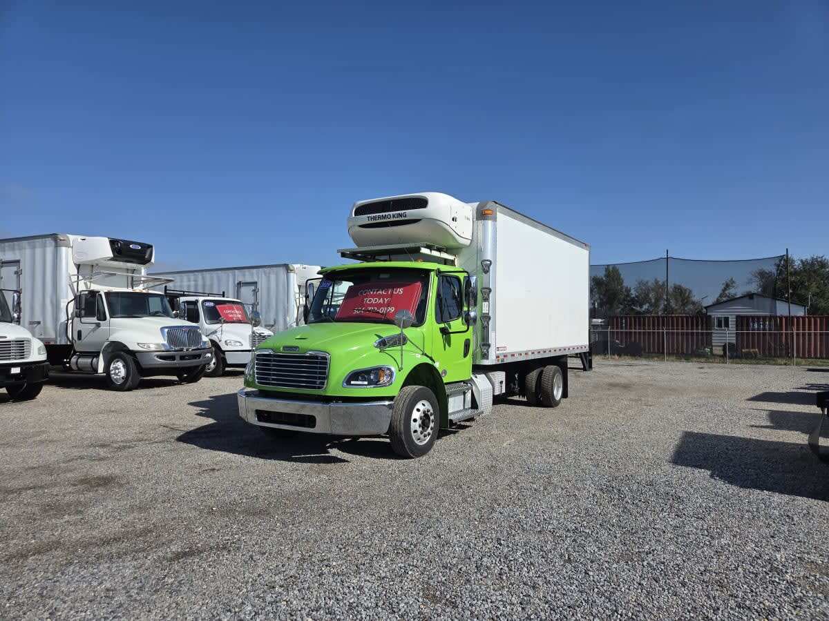 2020 FREIGHTLINER BUSINESS CLASS M2 106 in Saint Rose, LA